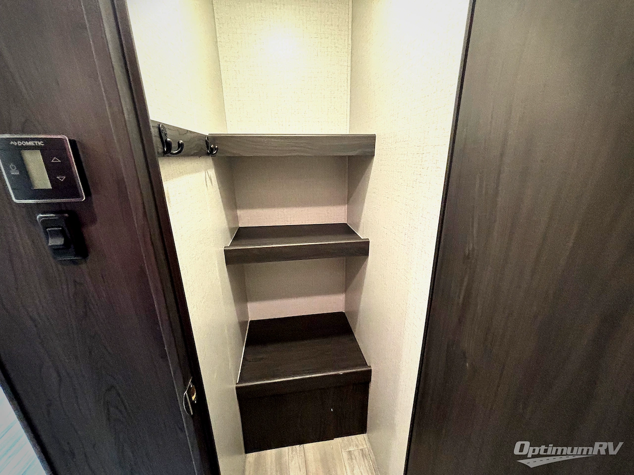 2022 Winnebago Towables Voyage 3033BH Photo 14