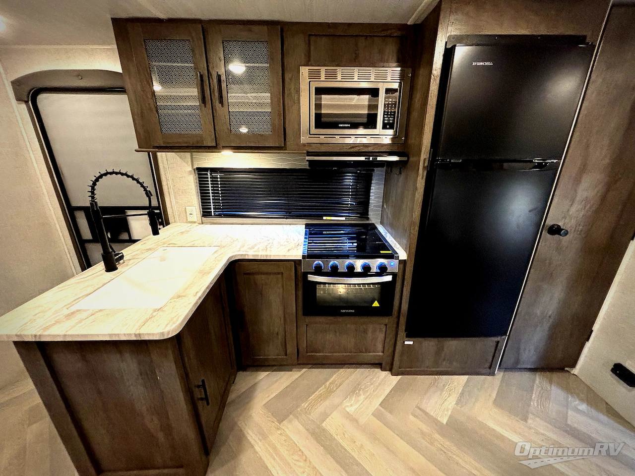 2022 Forest River Wildwood 29VBUD Photo 6