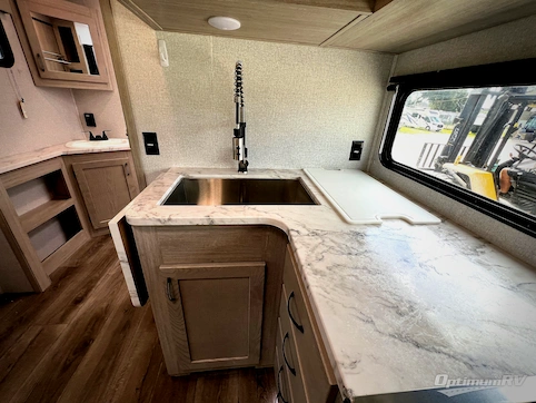 2022 East To West Alta 2850KRL RV Photo 3