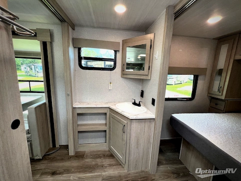 2022 East To West Alta 2850KRL RV Photo 4