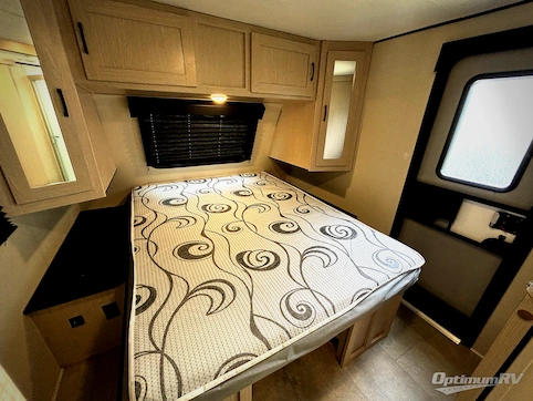 2022 Coachmen Apex Ultra-Lite 266BHS RV Photo 2