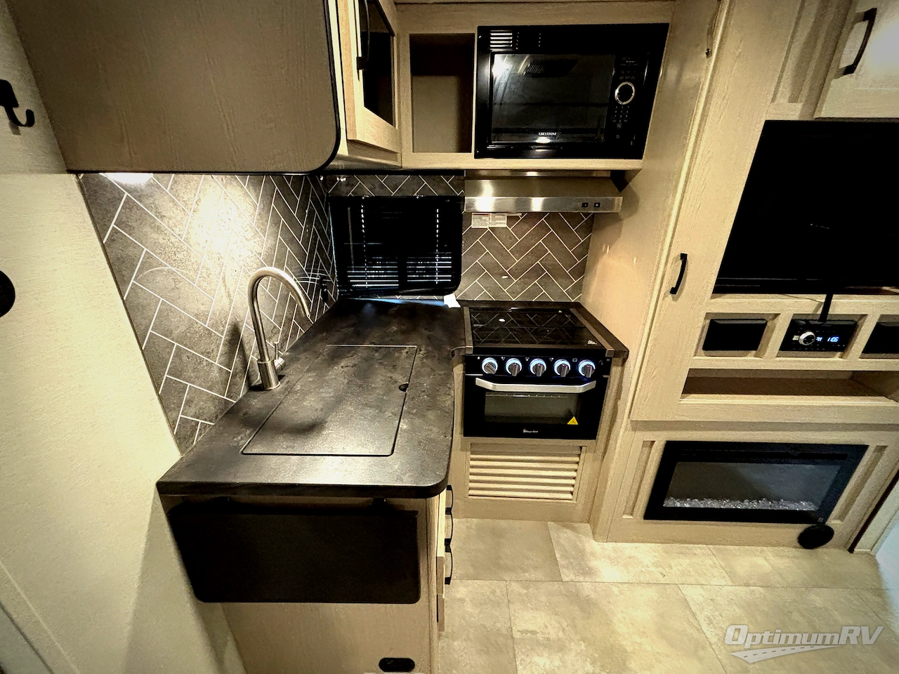 2022 Coachmen Apex Ultra-Lite 266BHS Photo 13