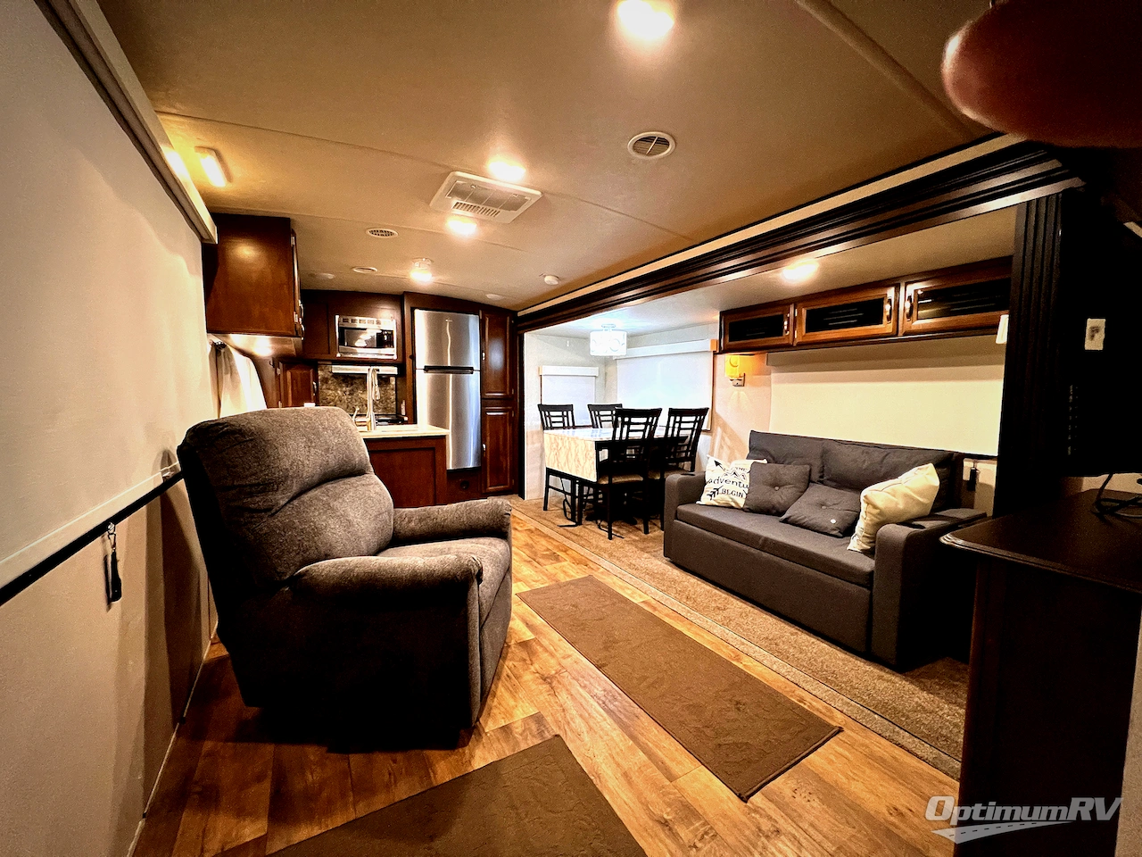 2017 Forest River Wildwood Heritage Glen 282RK Photo 6