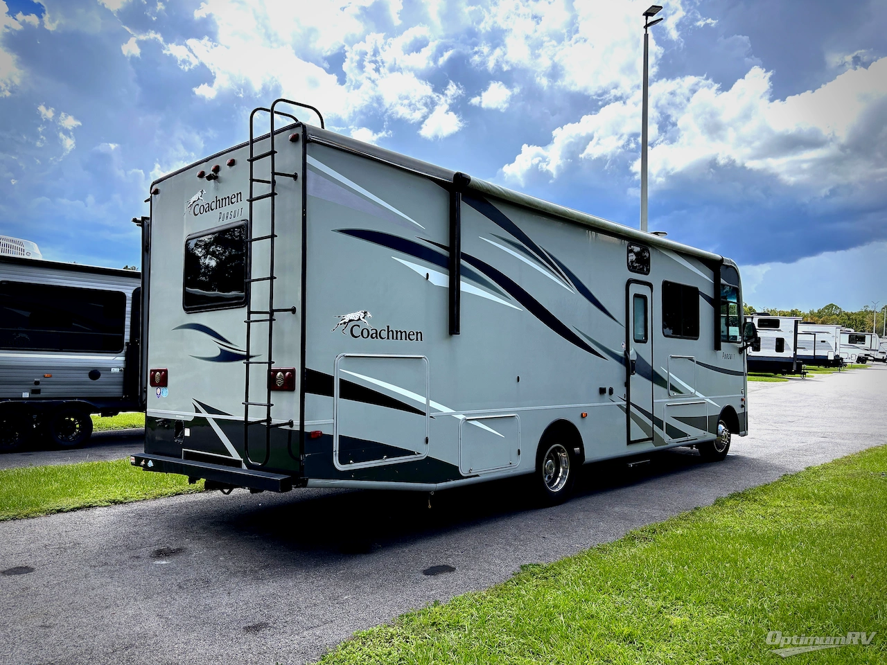 2020 Coachmen Pursuit 31BH Photo 2