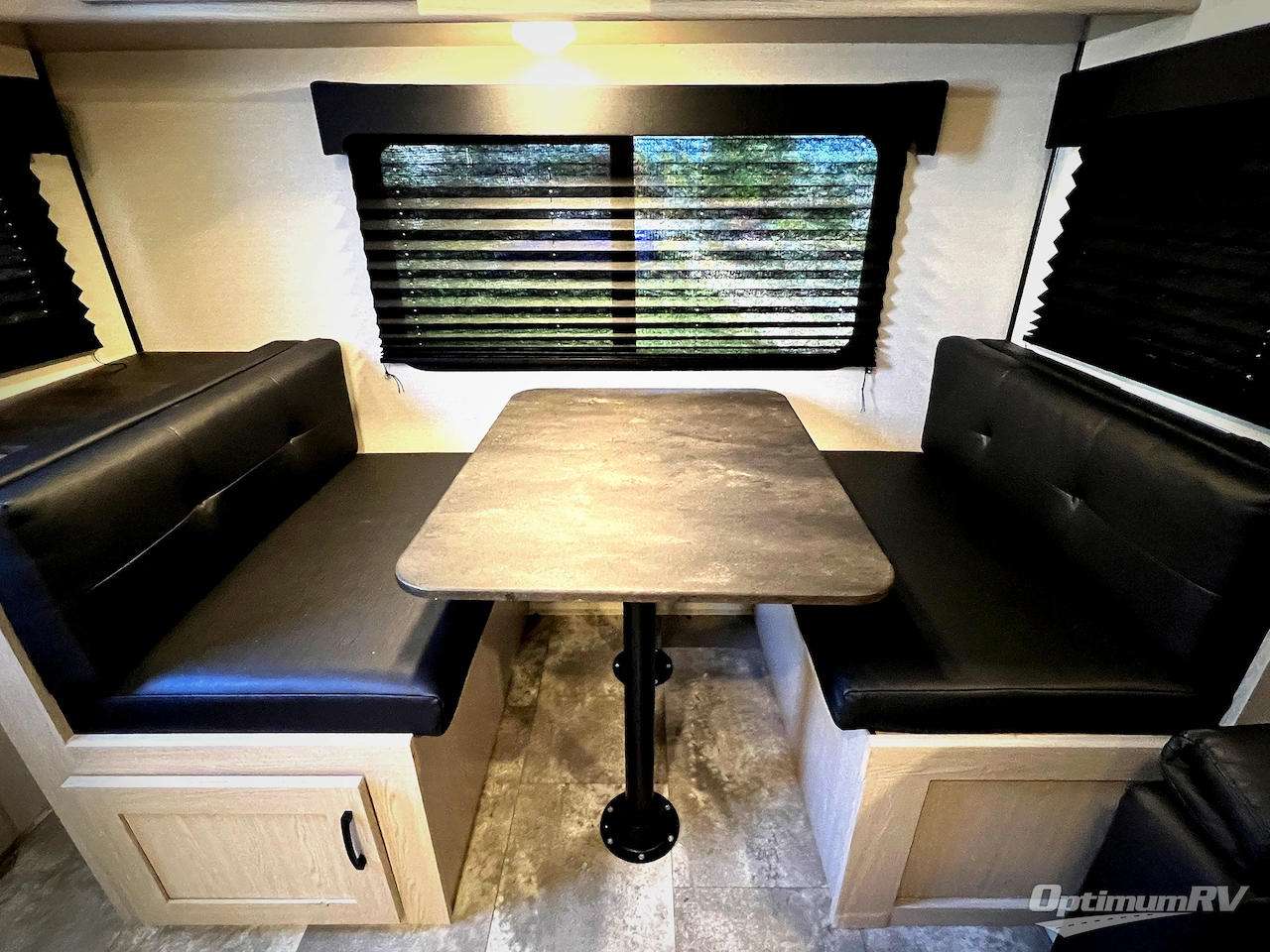 2022 Coachmen Apex Nano 213RDS Photo 6