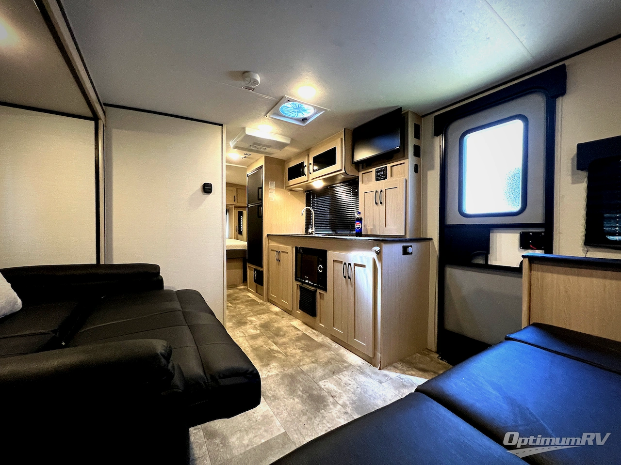 2022 Coachmen Apex Nano 213RDS Photo 13