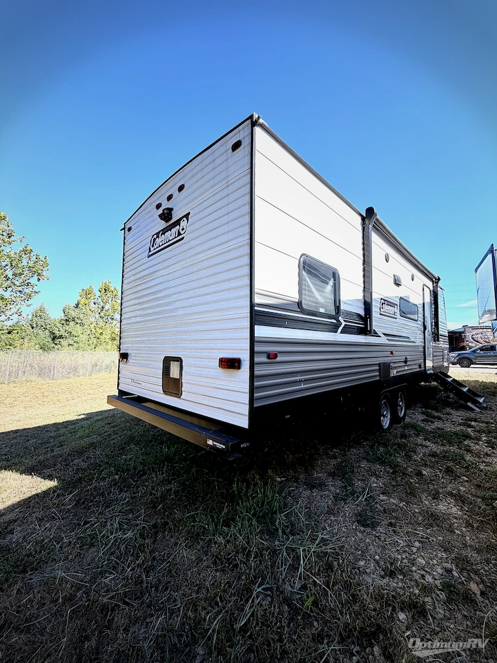 2022 Dutchmen Coleman Lantern LT Series 262BH Photo 2