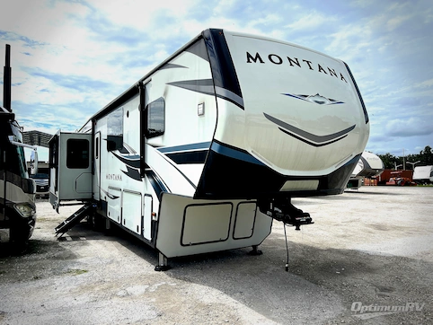 Used 2021 Keystone Montana 3855BR Featured Photo