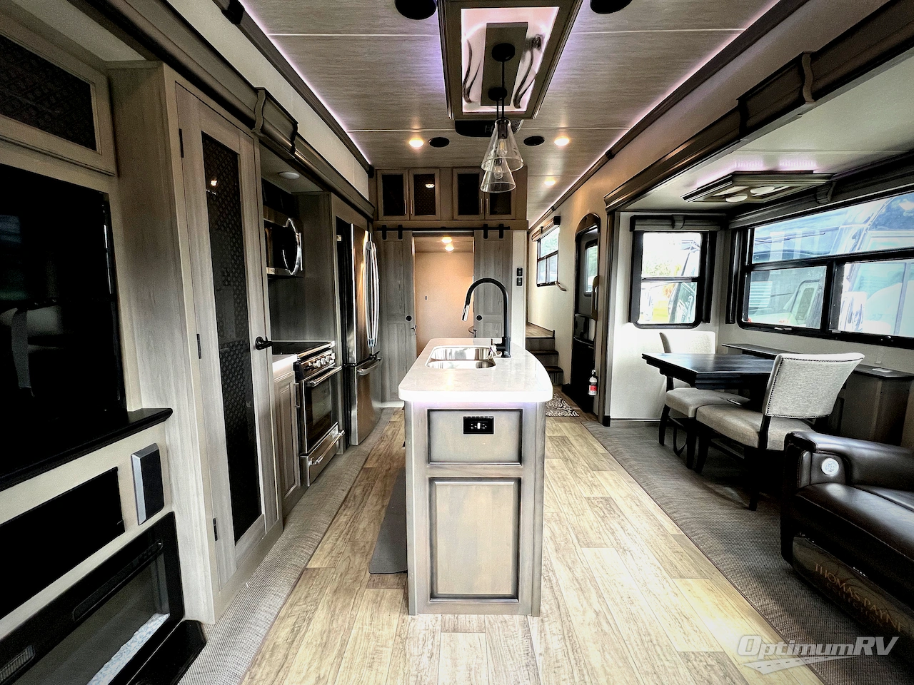 2021 Keystone Montana 3855BR Photo 5
