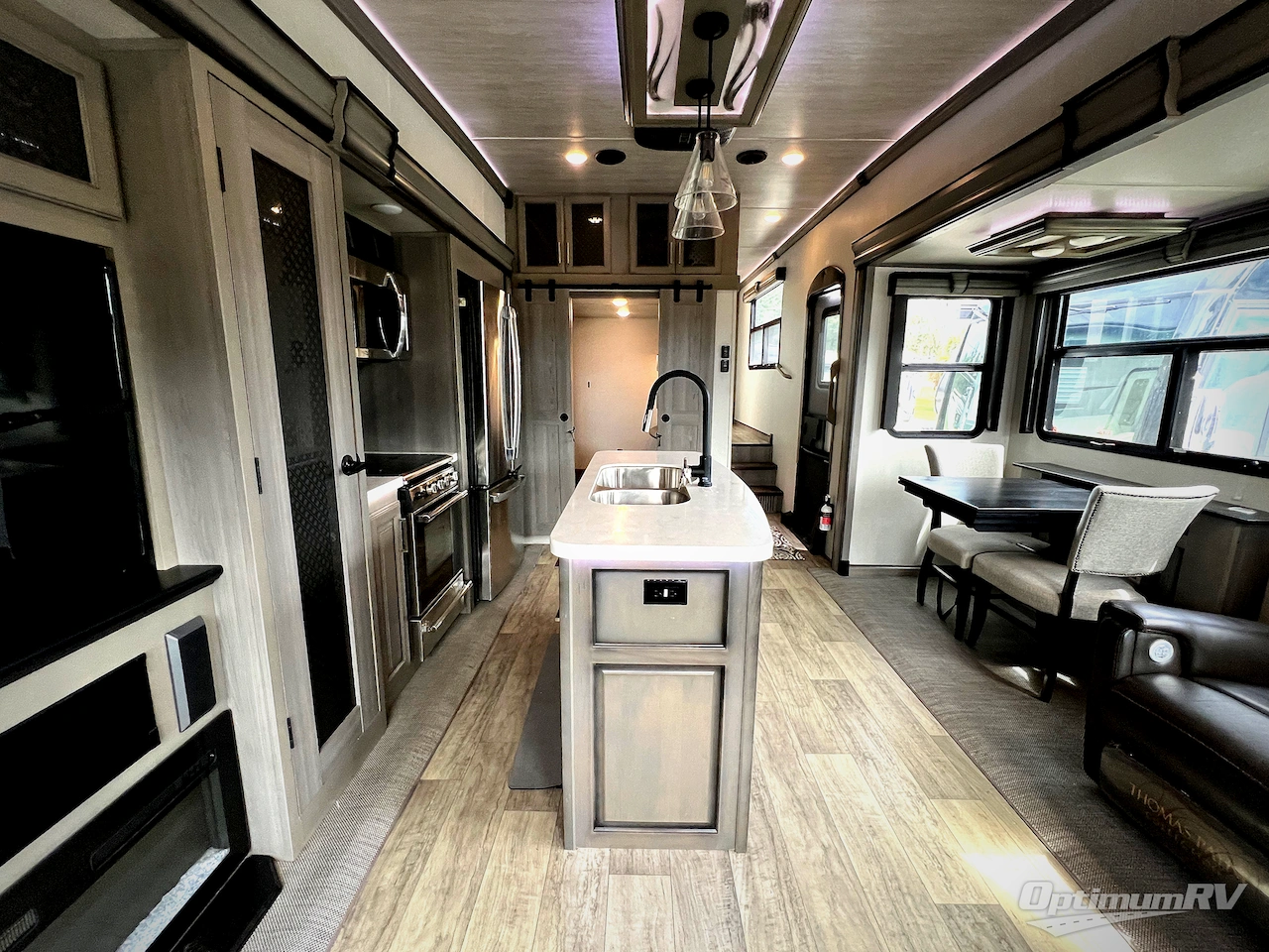 2021 Keystone Montana 3855BR Photo 25
