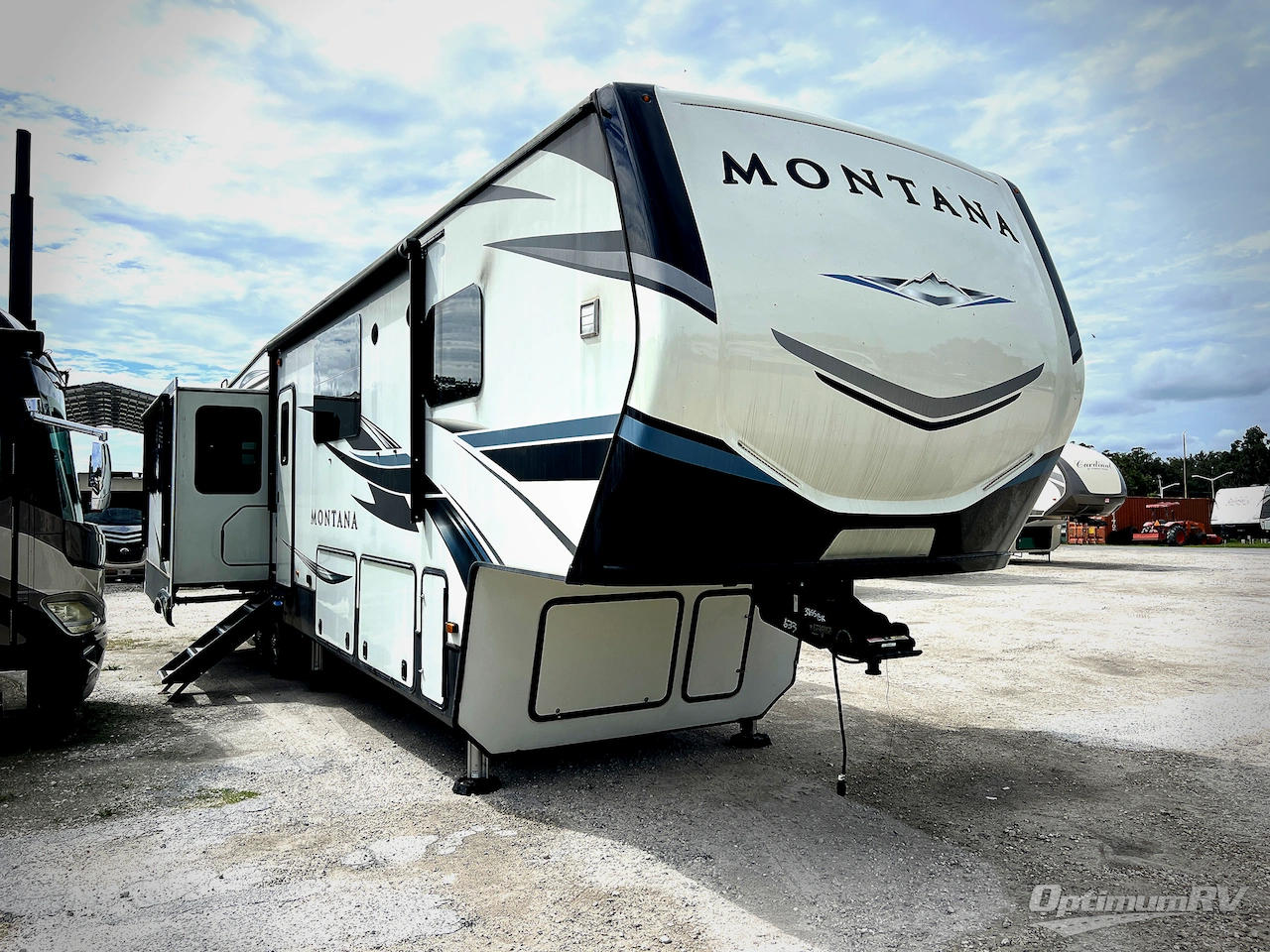 2021 Keystone Montana 3855BR Photo 1