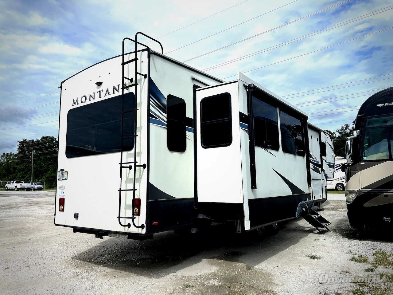 2021 Keystone Montana 3855BR Photo 3