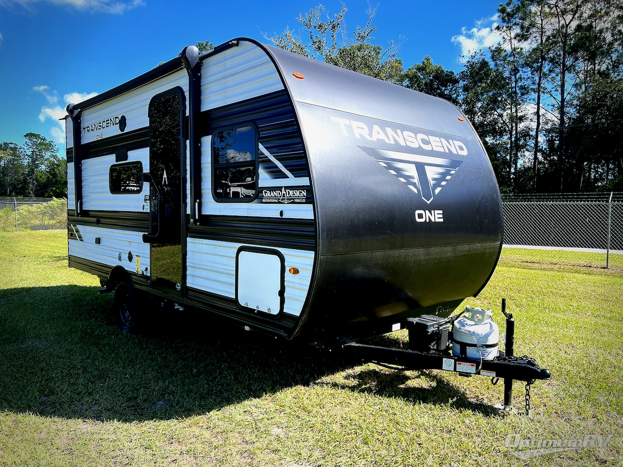 2025 Grand Design Transcend One 151BH Photo 1