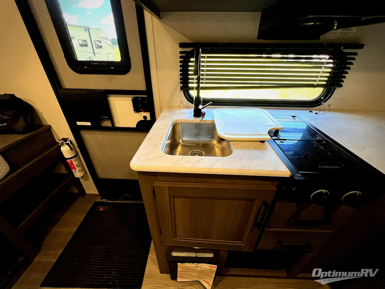 2025 Grand Design Transcend One 151BH Photo 6