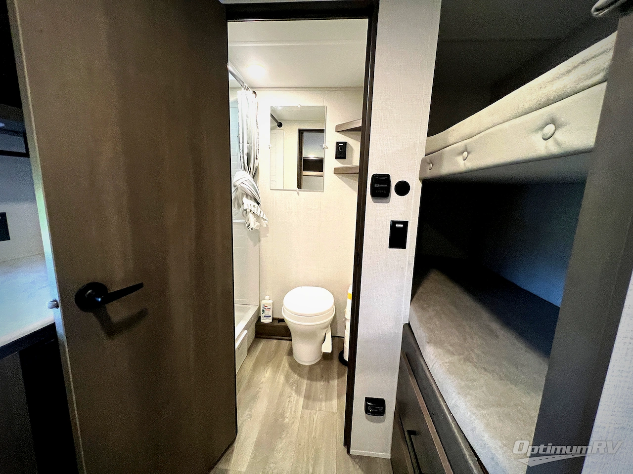 2025 Grand Design Transcend One 151BH Photo 14