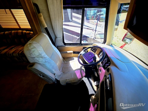 2002 Newmar Kountry Star 3677 RV Photo 3