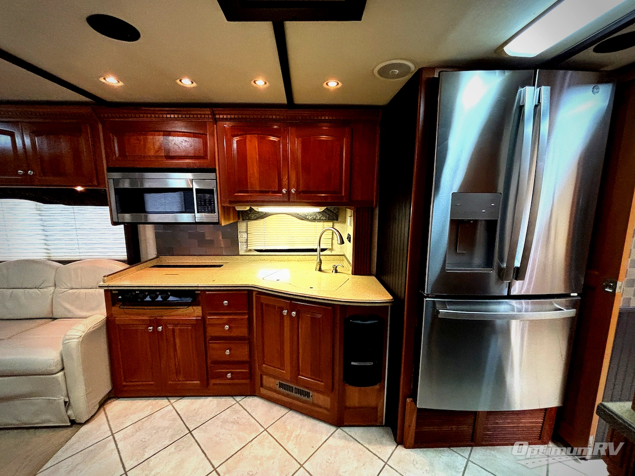 2006 Mandalay Luxury Division Mandalay Class A 40G Photo 6