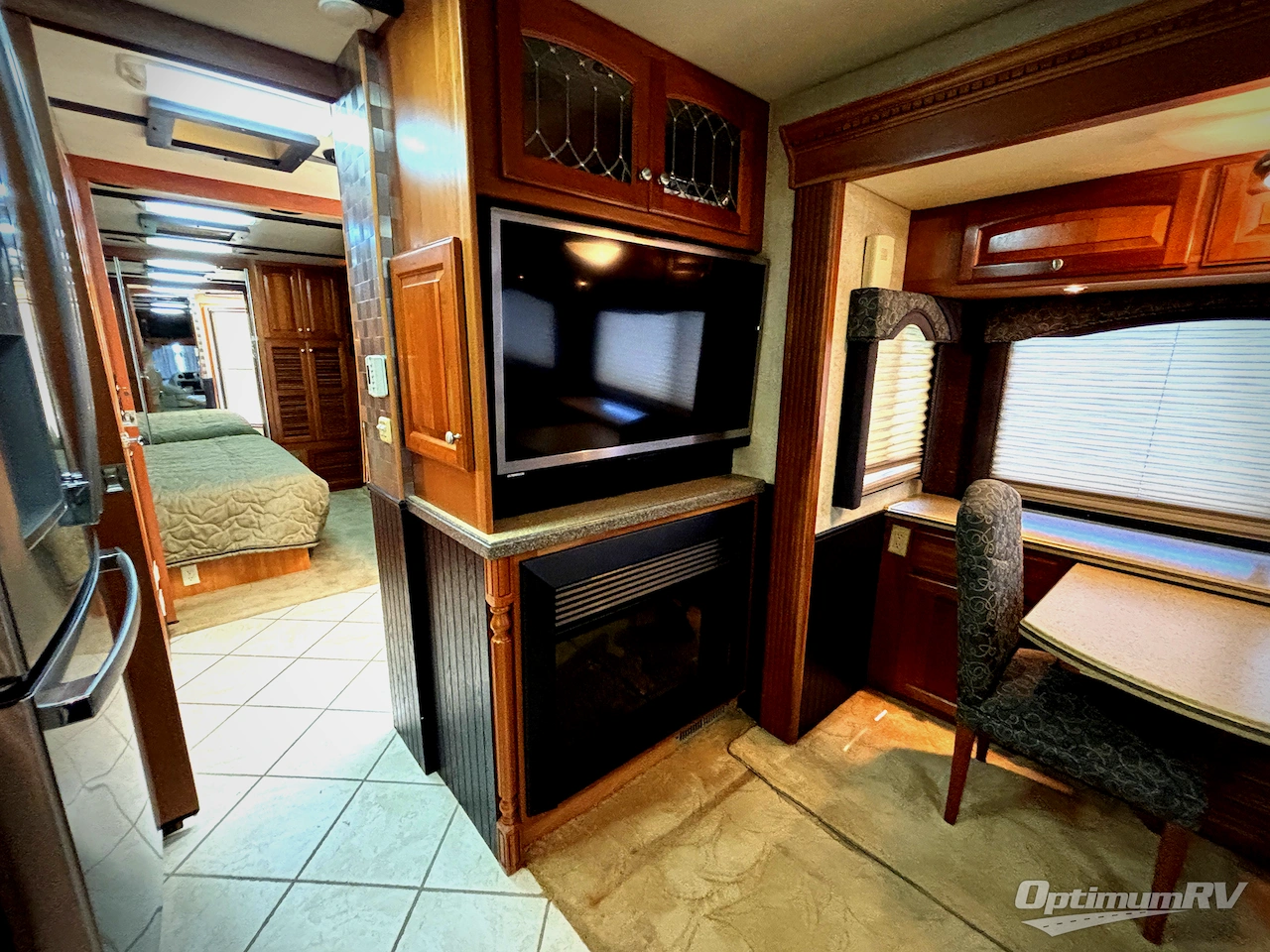 2006 Mandalay Luxury Division Mandalay Class A 40G Photo 15