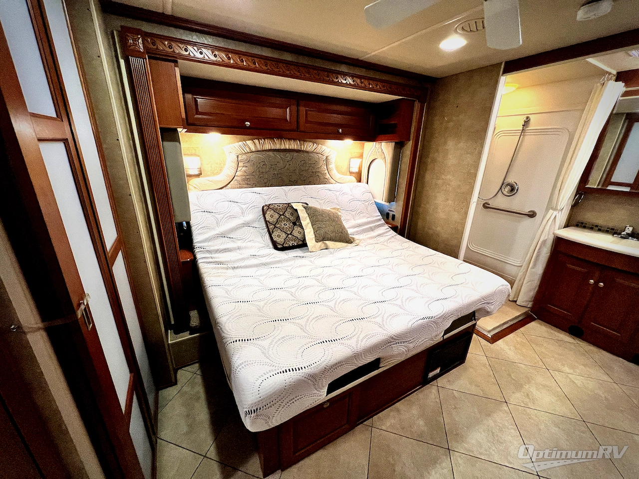 2015 Itasca Suncruiser 37F Photo 19