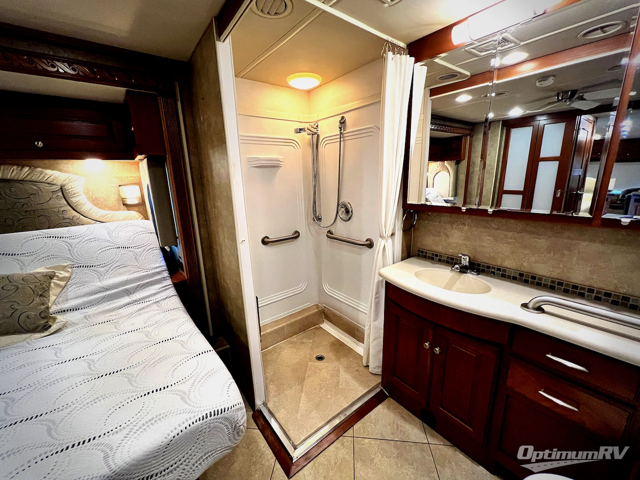 2015 Itasca Suncruiser 37F Photo 24