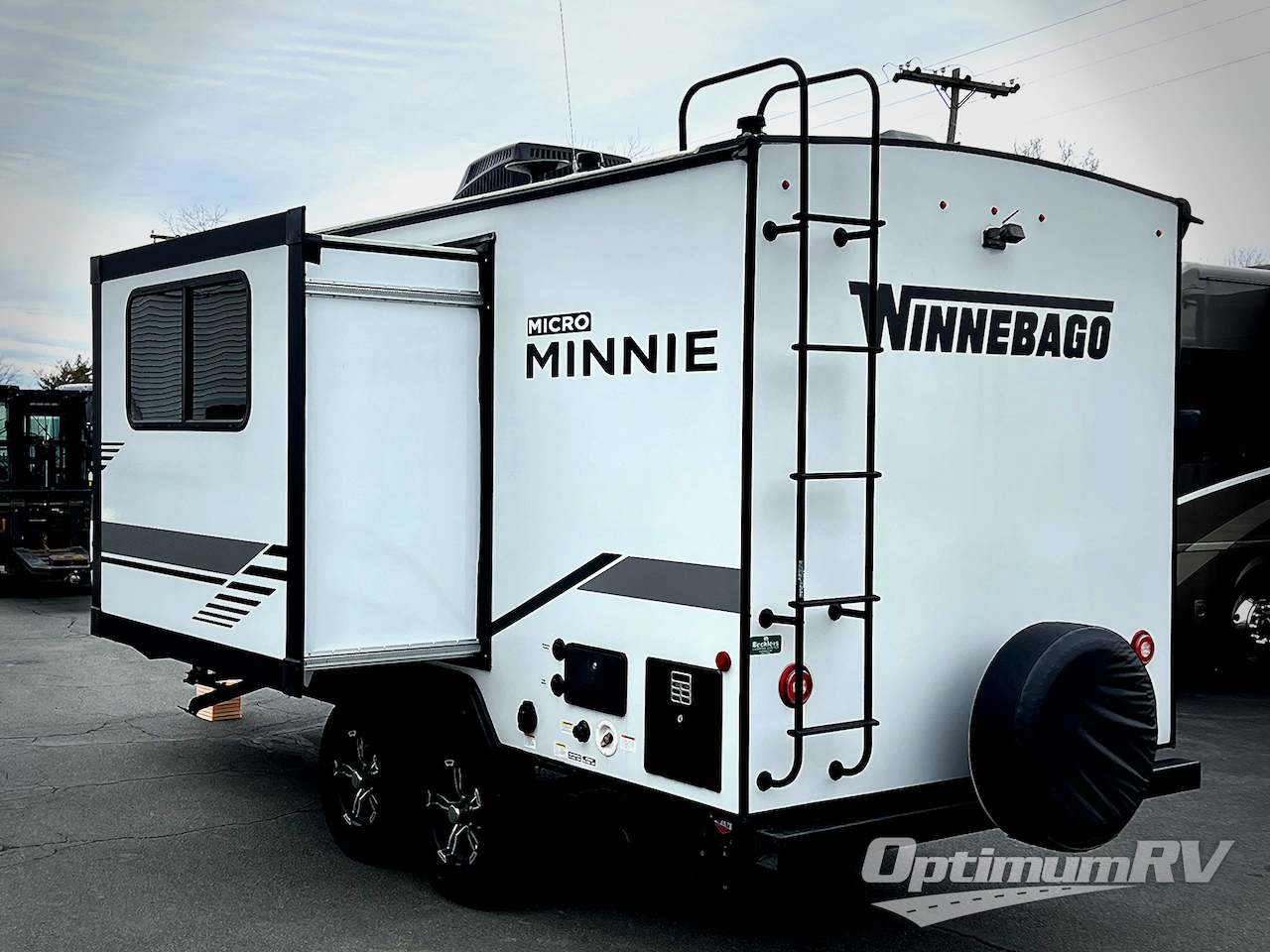 2021 Winnebago Towables Micro Minnie 2108DS Photo 3