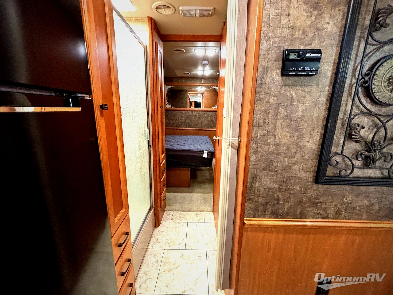 2011 Tiffin Allegro 32 BA Photo 15