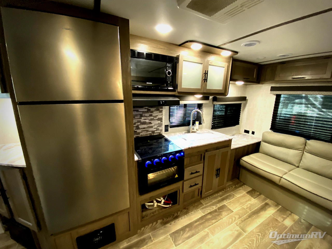 2022 Gulf Stream Ameri-Lite Ultra Lite 236RL Photo 11
