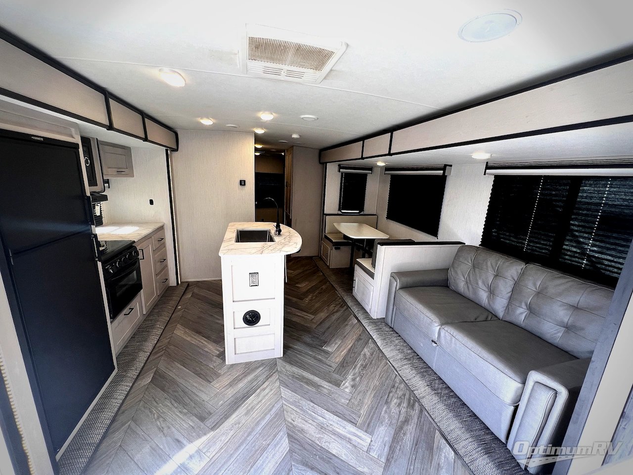 2023 Heartland Mallard 33 Photo 5