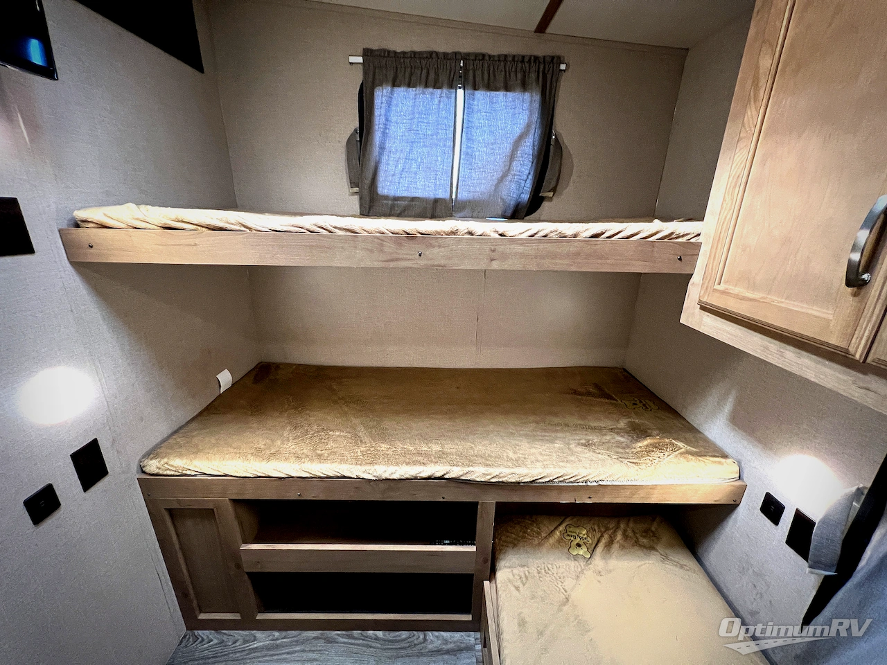 2020 Winnebago Towables Minnie Plus 29RBH Photo 18