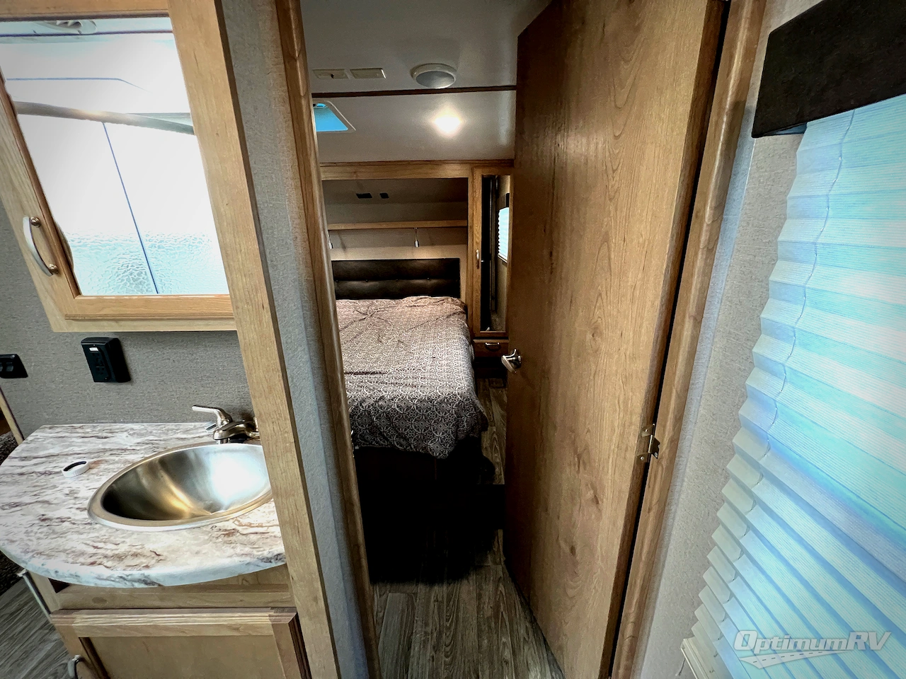 2020 Winnebago Towables Minnie Plus 29RBH Photo 31