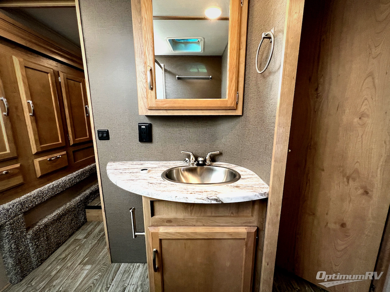 2020 Winnebago Towables Minnie Plus 29RBH Photo 38