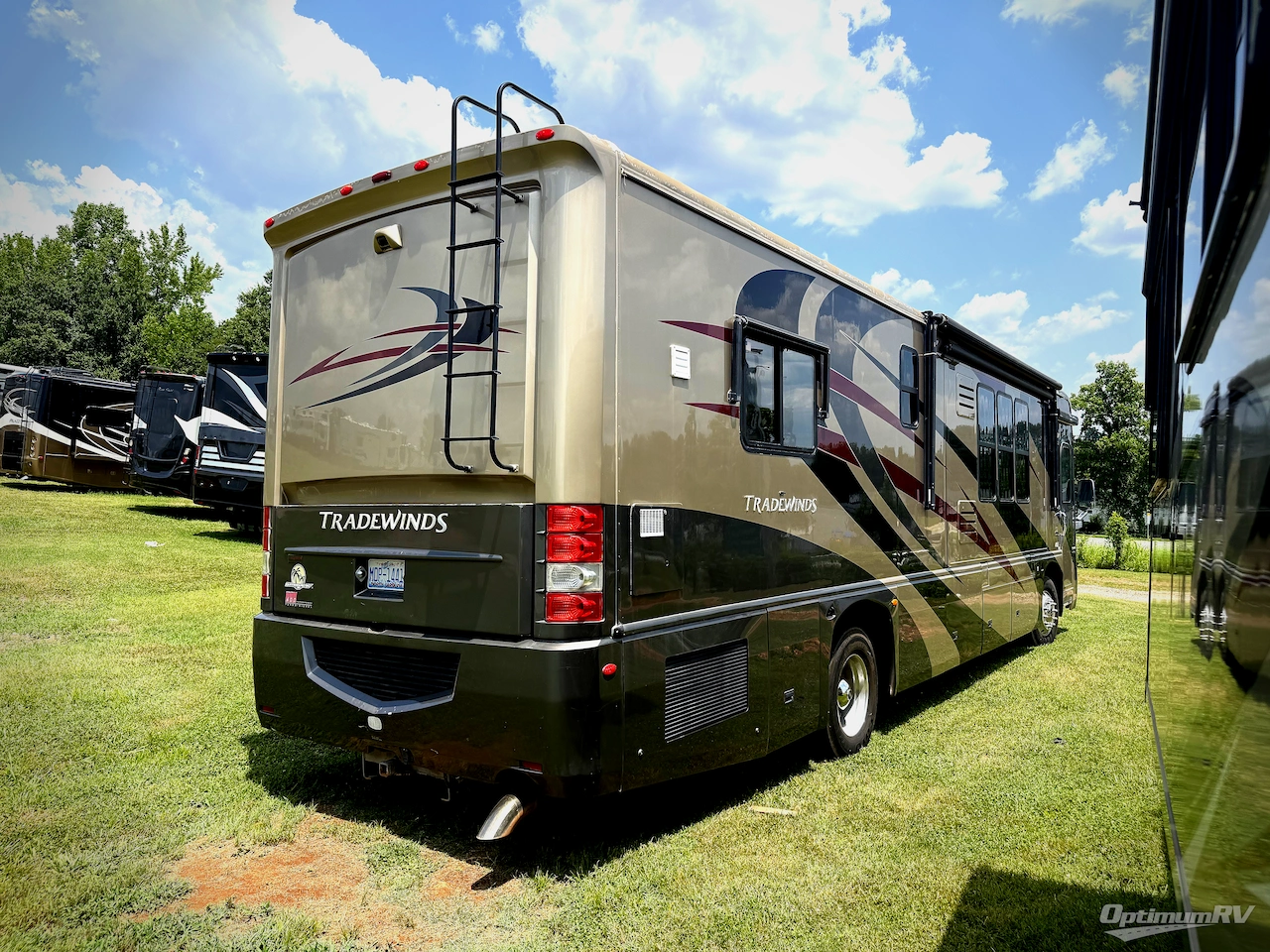 2006 National RV Tradewinds 40E Photo 2