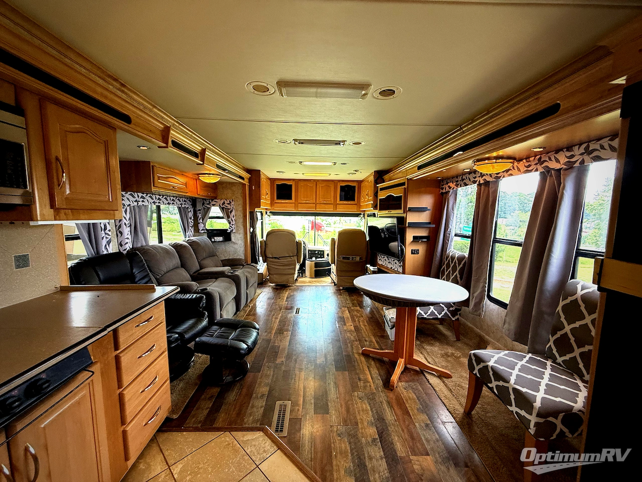 2006 National RV Tradewinds 40E Photo 6
