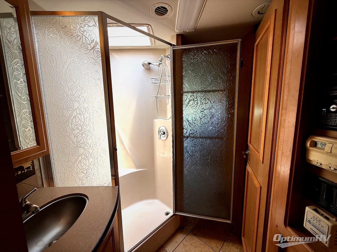 2006 National RV Tradewinds 40E Photo 21