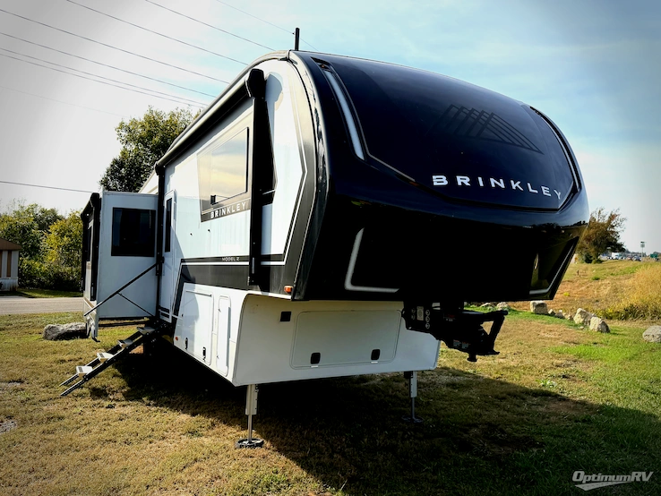 2025 Brinkley Model Z 3100 RV Photo 1