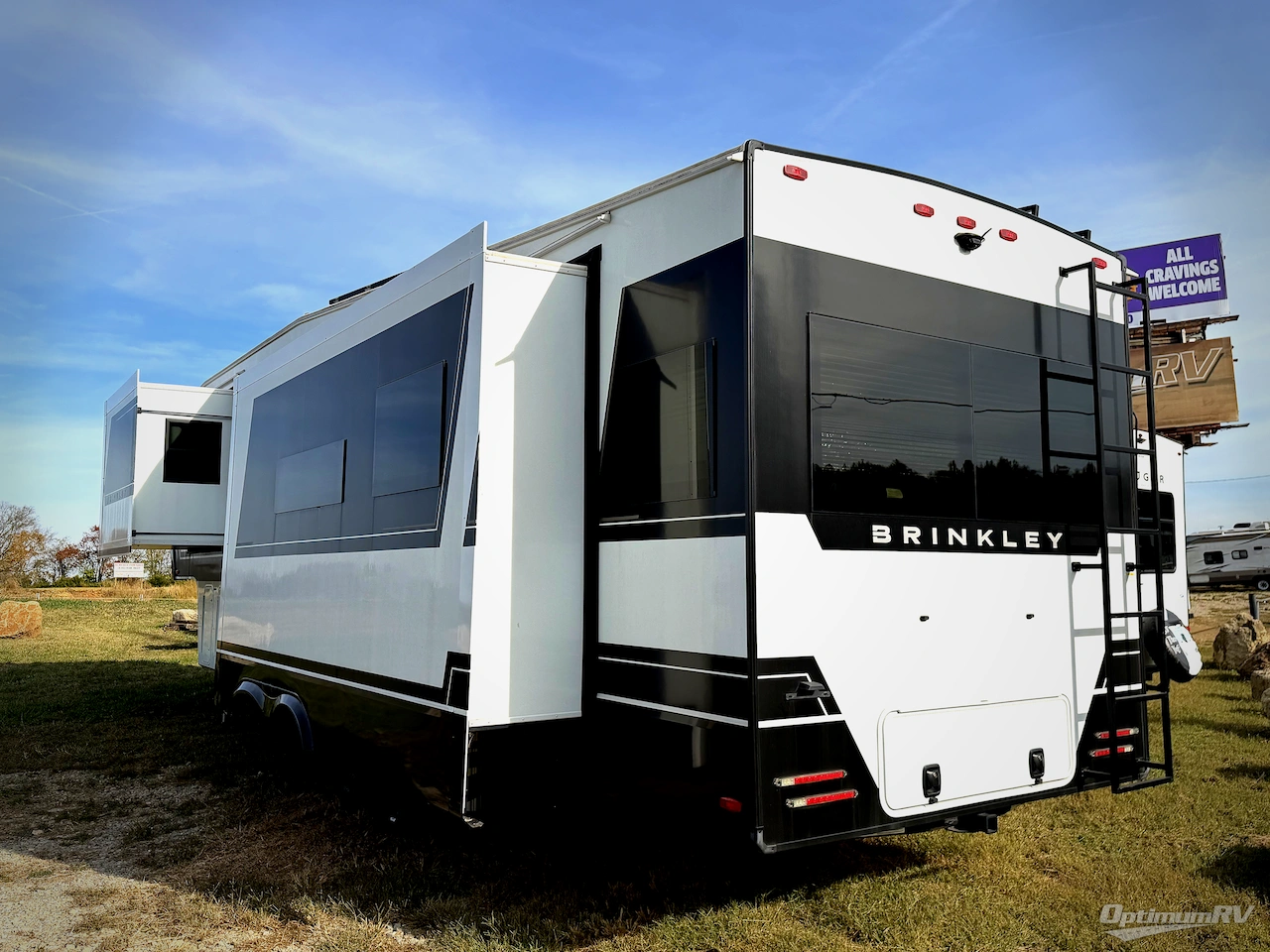 2025 Brinkley Model Z 3100 Photo 3