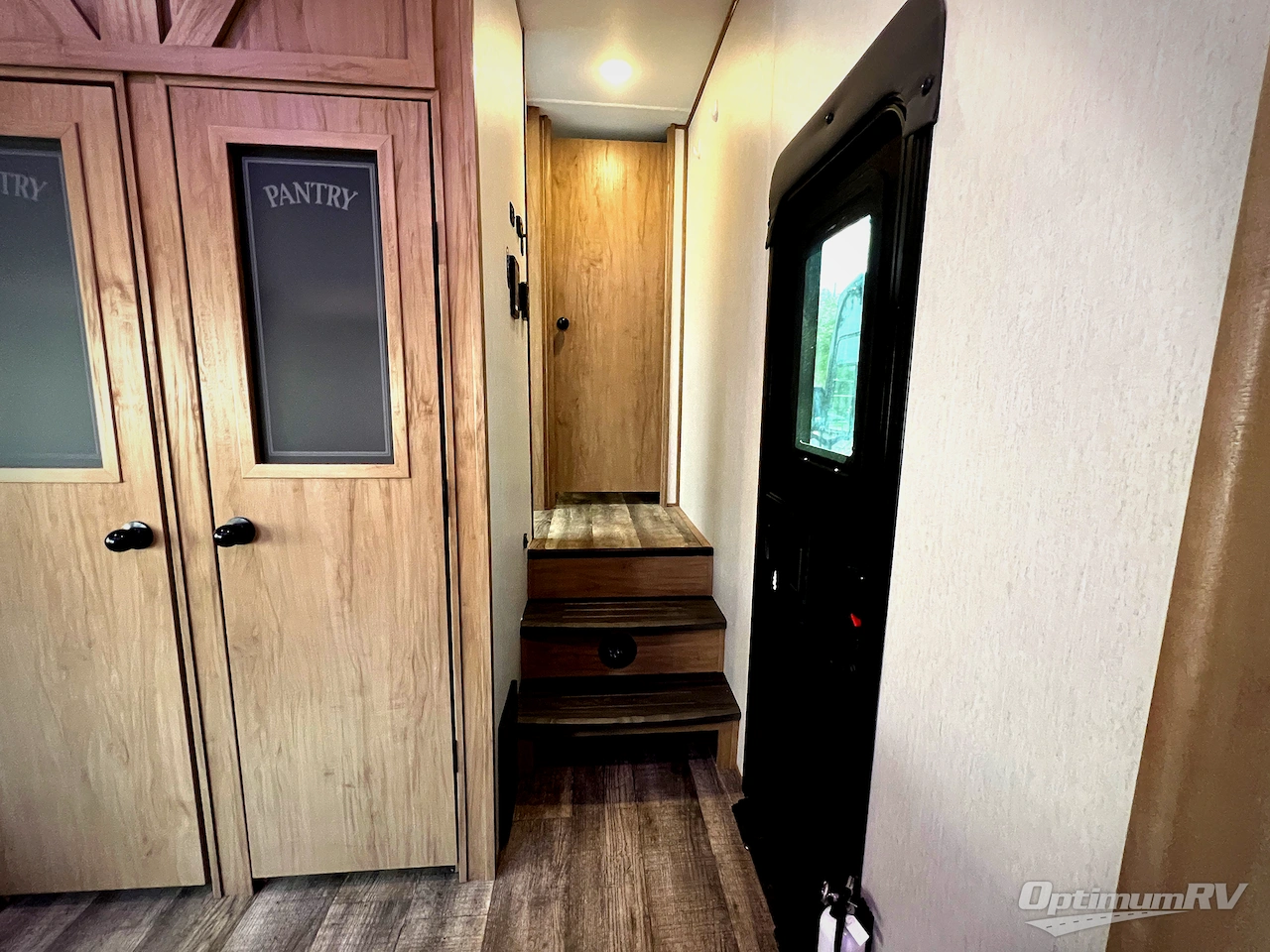 2023 Forest River Cherokee Arctic Wolf Suite 3770 Photo 18