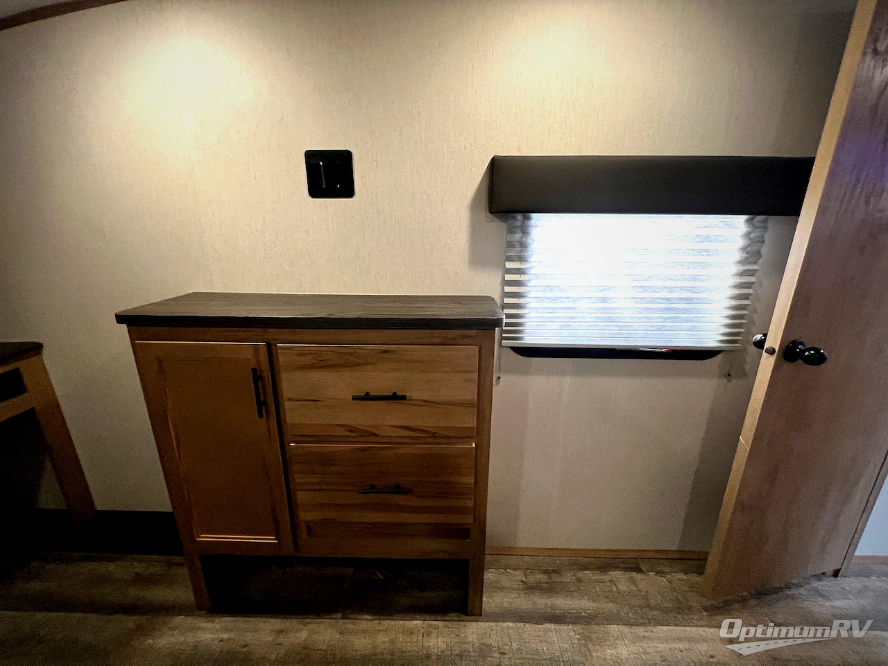 2023 Forest River Cherokee Arctic Wolf Suite 3770 Photo 22