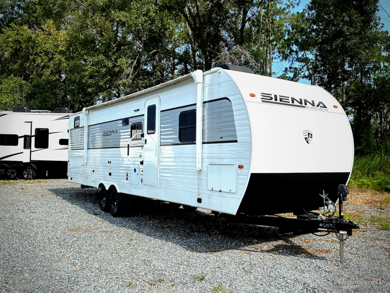 2025 Venture Sienna SA281VQB Photo 1