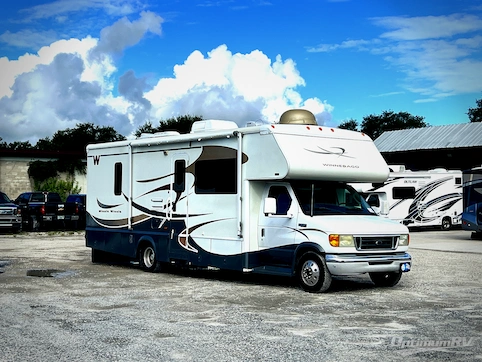 Used 2005 Winnebago Minnie Winnie 30V Featured Photo