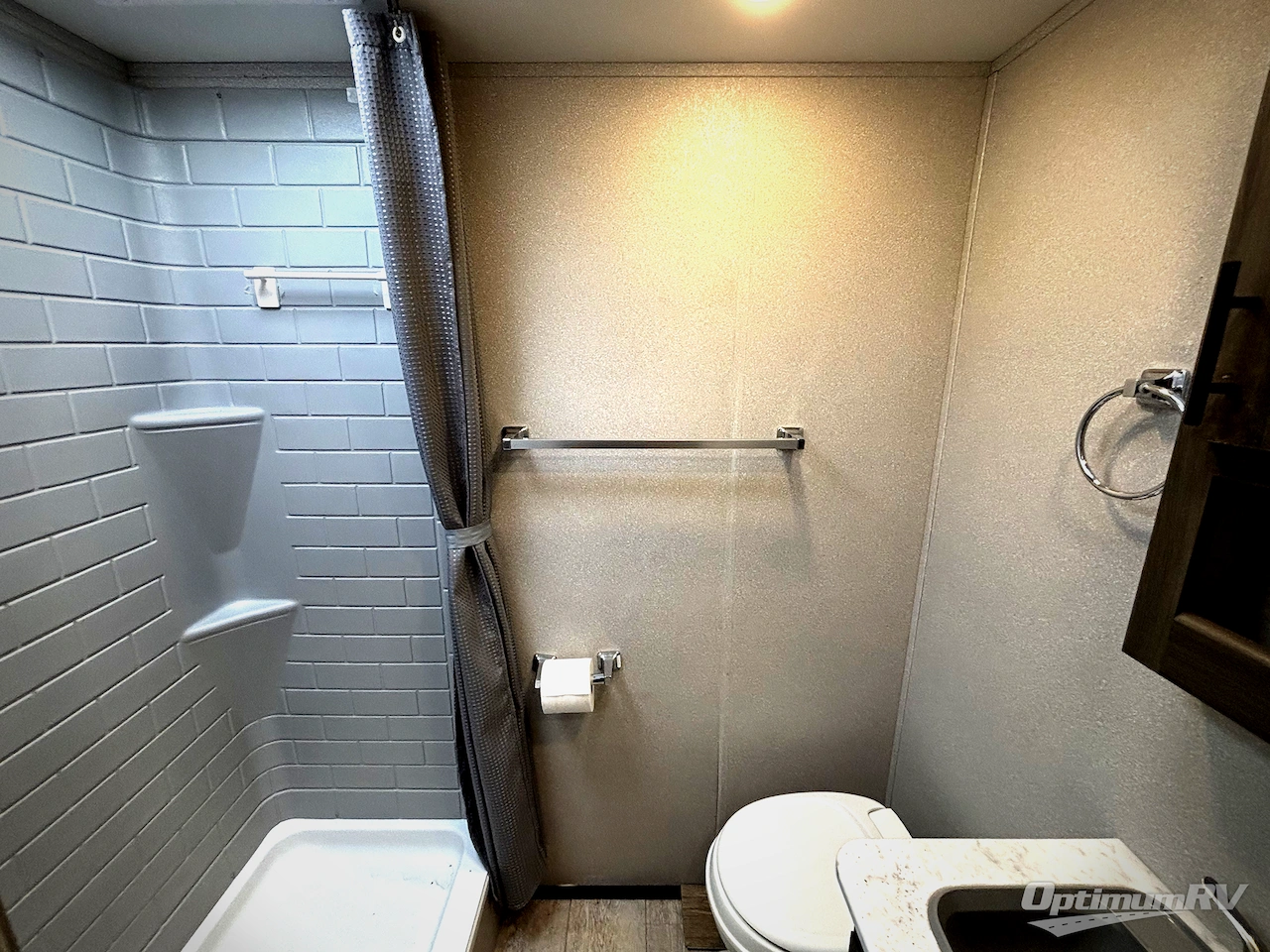 2021 Shasta Shasta 18BH Photo 13