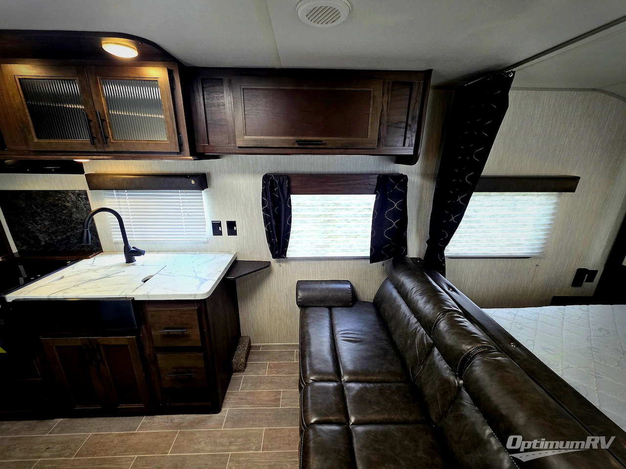 2020 Forest River Cherokee Grey Wolf 24JS Photo 12