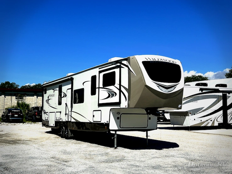 2021 Forest River Wildwood Heritage Glen Elite Series 36FL RV Photo 1