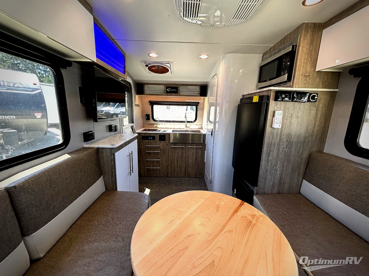 2022 inTech RV Sol Dawn Photo 5