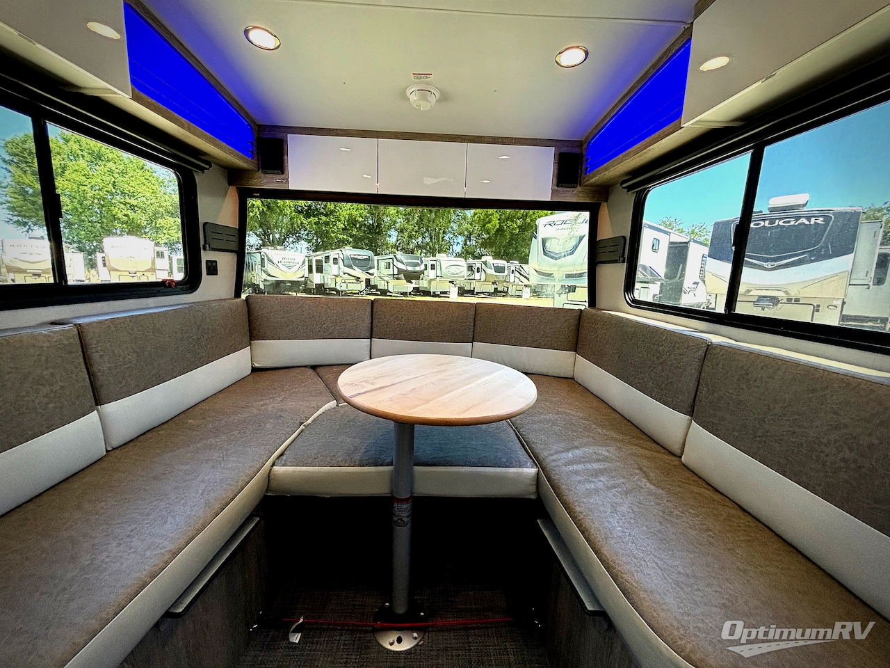 2022 inTech RV Sol Dawn Photo 7