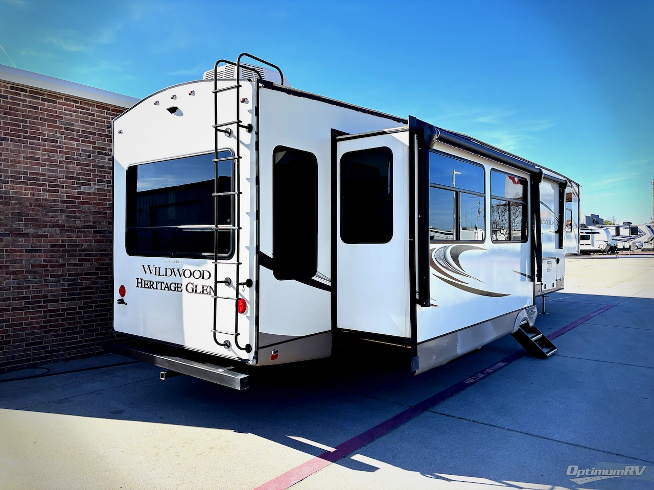 2021 Forest River Wildwood Heritage Glen 369BL Photo 2