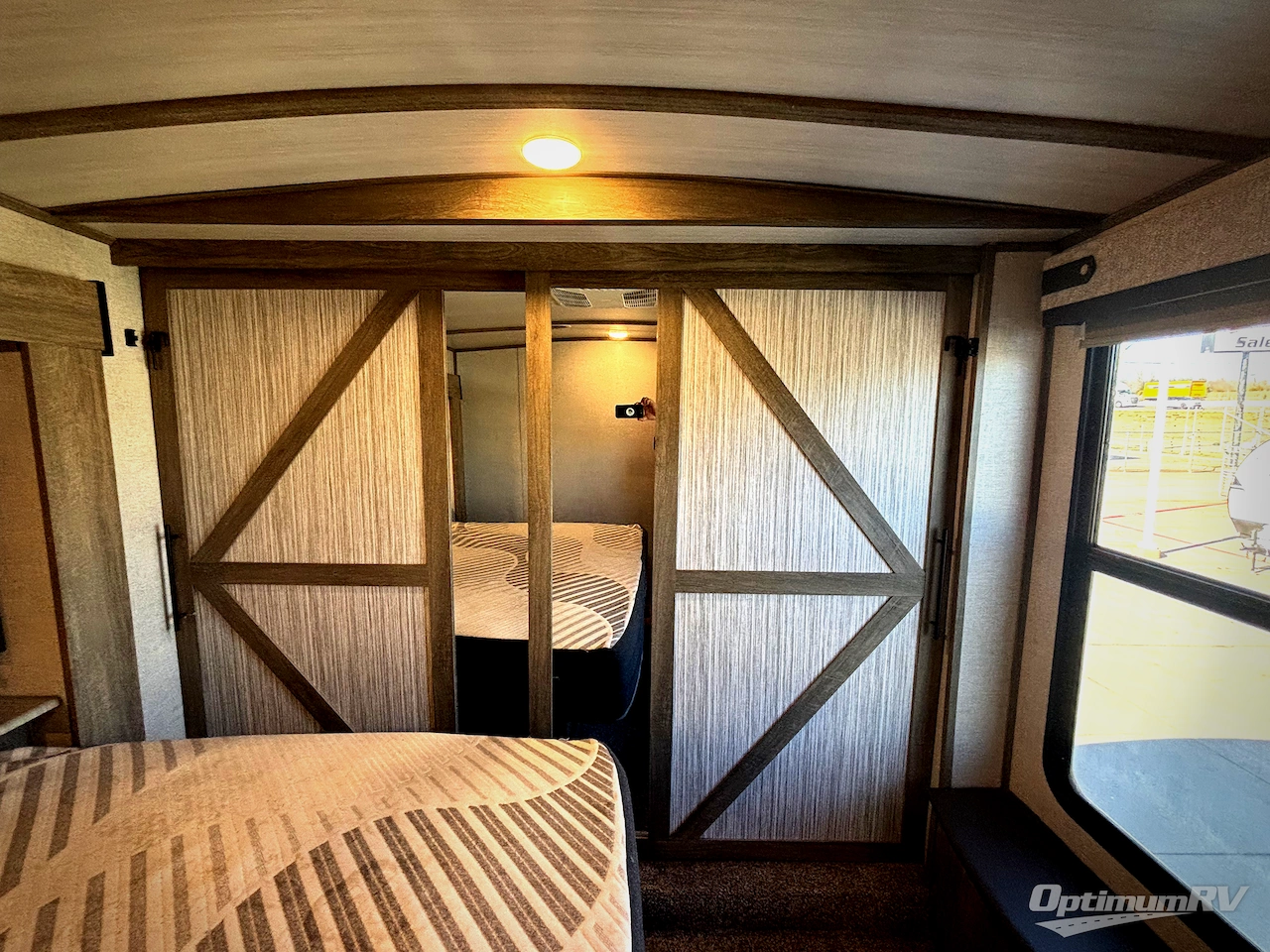 2021 Forest River Wildwood Heritage Glen 369BL Photo 16