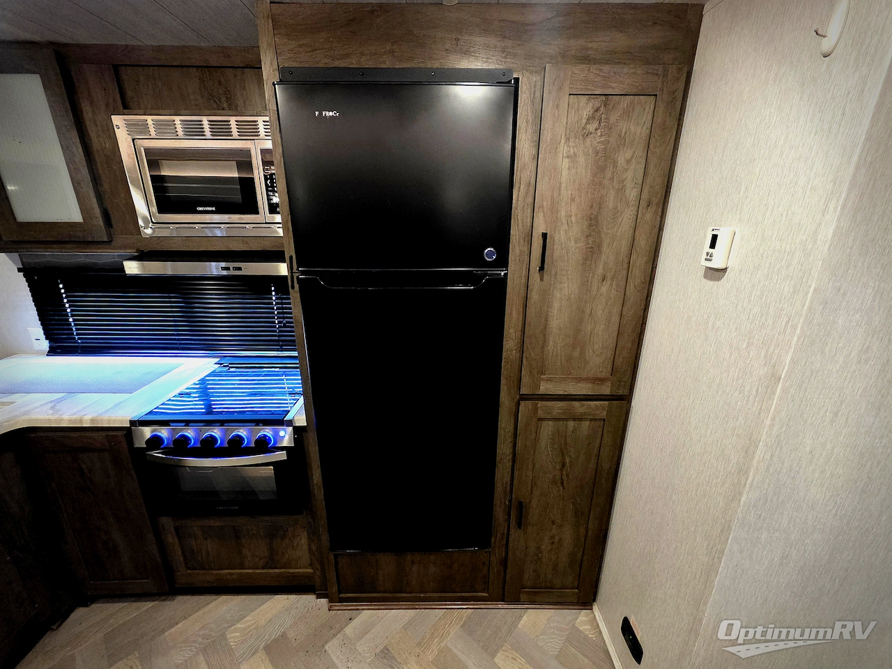2022 Forest River Wildwood 32BHDS Photo 10