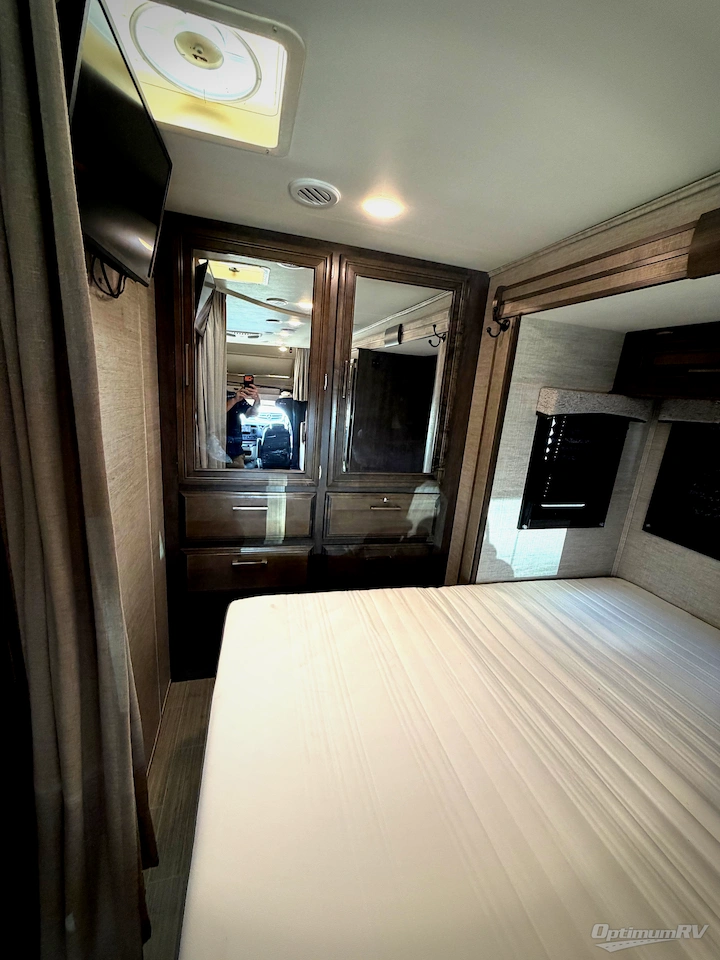2022 Entegra Odyssey 24B Photo 11