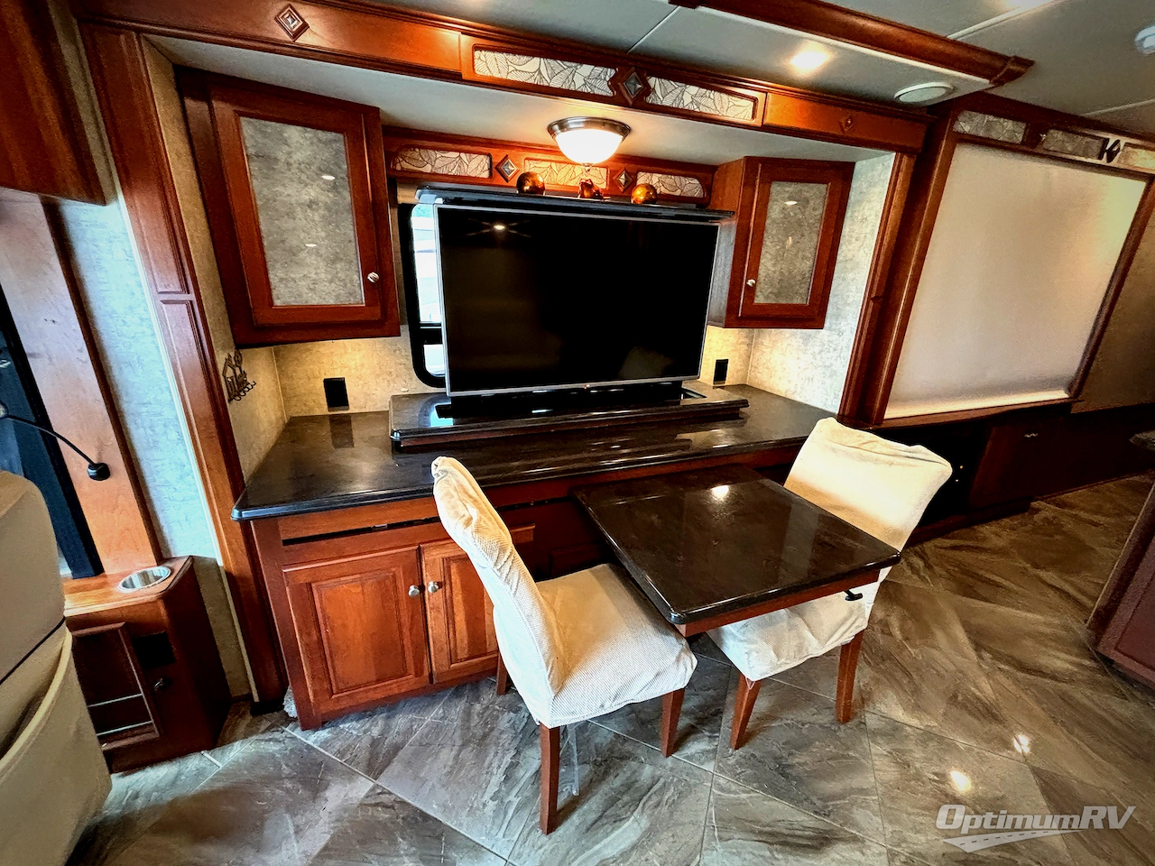 2016 Winnebago Journey 38P Photo 10